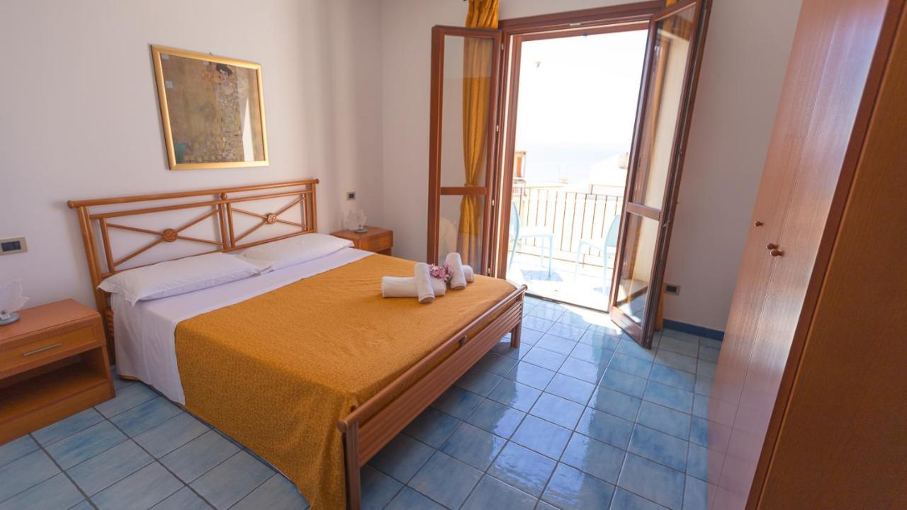 Case Vacanza Vivaldi Marinella di Selinunte Exterior photo