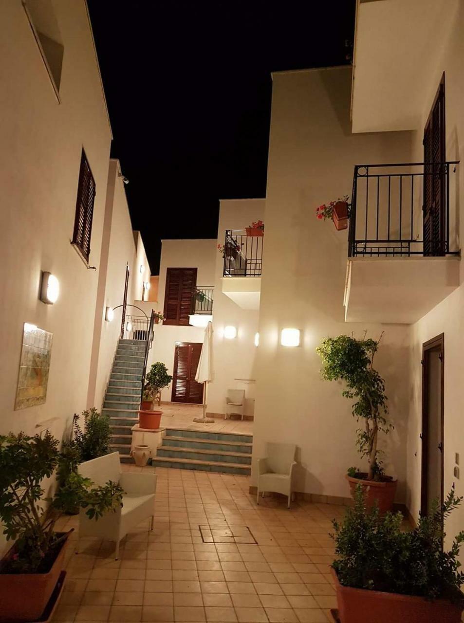 Case Vacanza Vivaldi Marinella di Selinunte Exterior photo